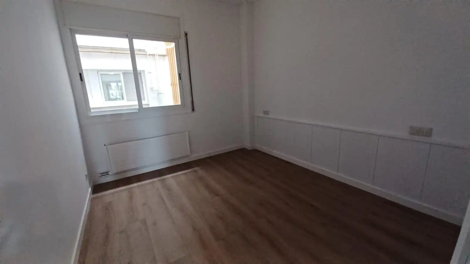 Bedroom of Flat for rent in Barcelona  with Heating, Parquet flooring and Terrace