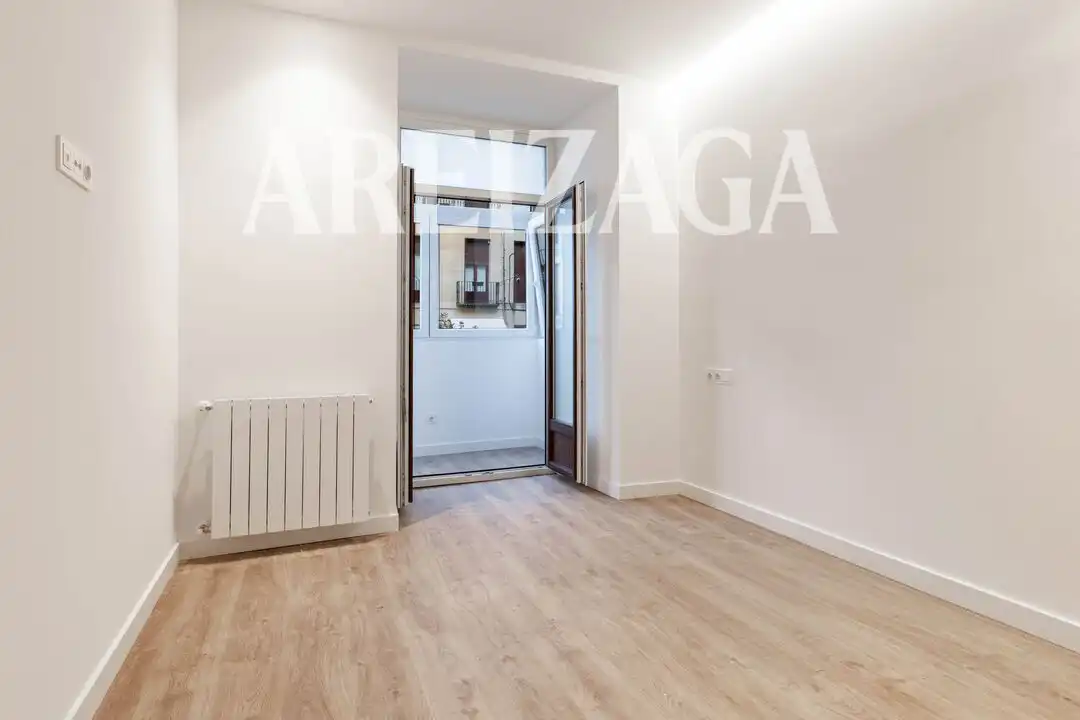 Flat for sale in Donostia - San Sebastián   with Heating, Terrace and Balcony