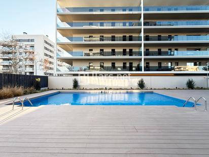 Piscina de Pis en venda en Vilanova i la Geltrú amb Aire condicionat, Calefacció i Parquet