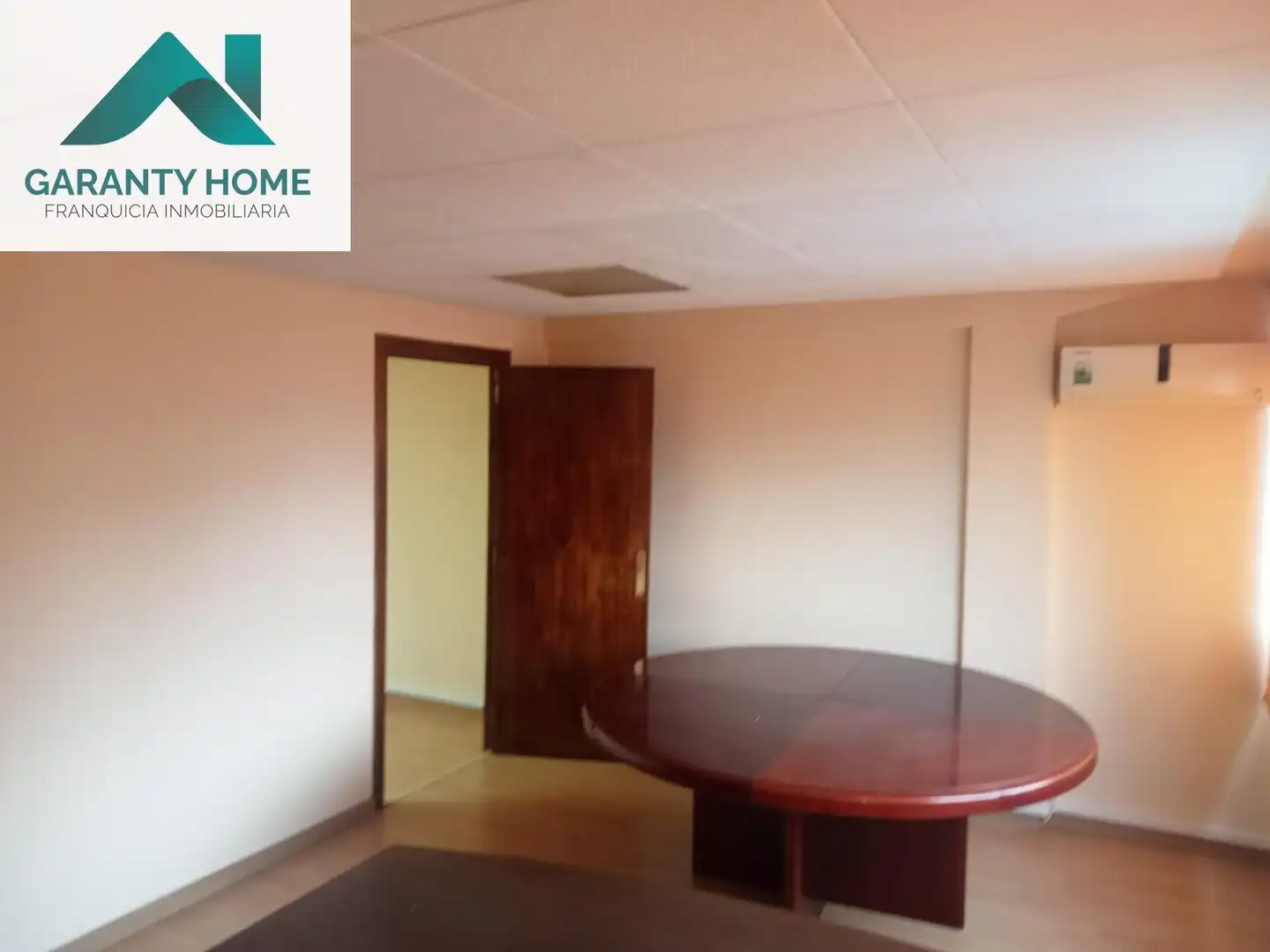 Oficina en venta en Móstoles con Aire acondicionado y Amueblado