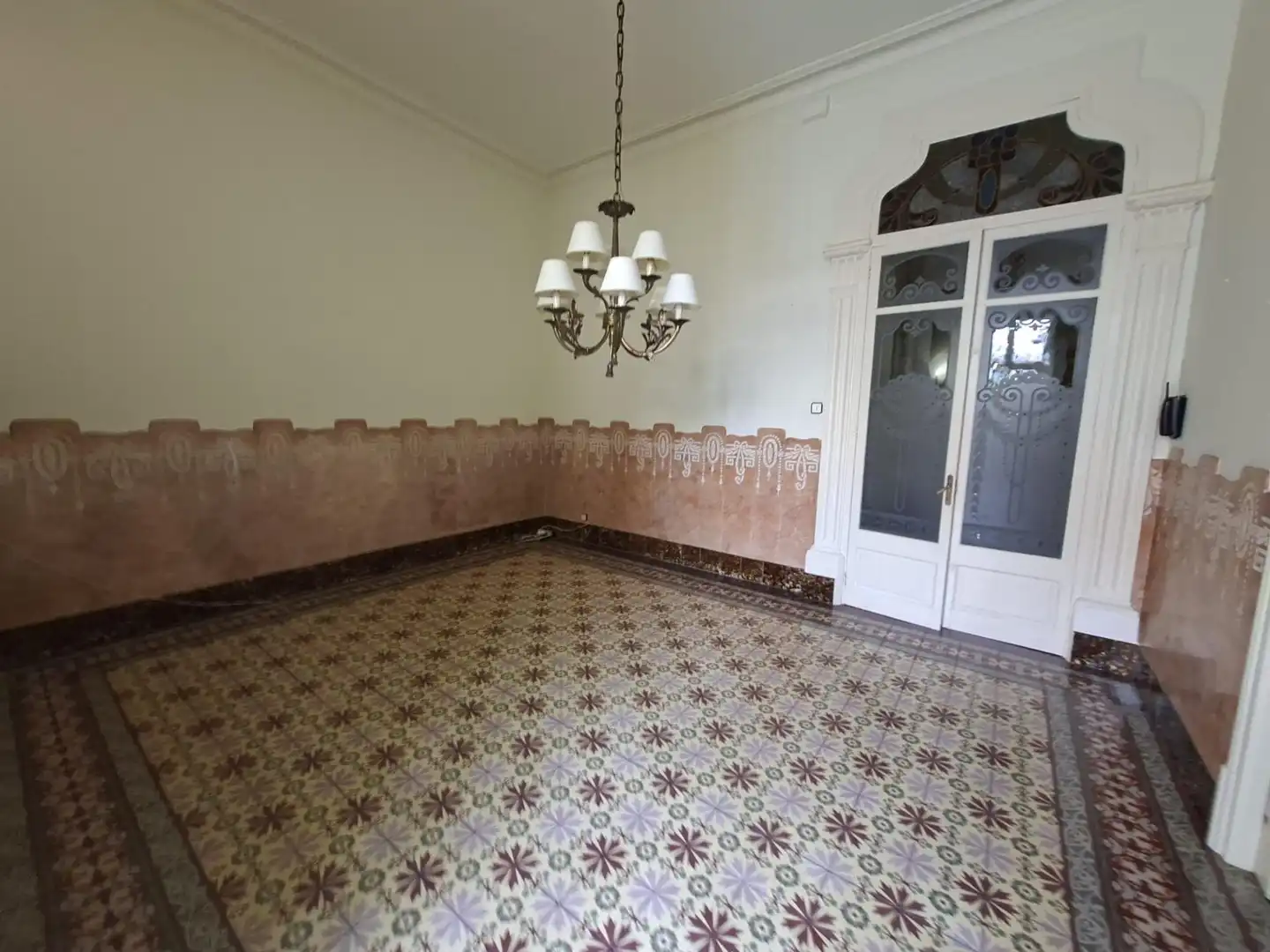 Comedor de Casa o chalet de alquiler en Badalona con Aire acondicionado, Calefacción y Jardín privado