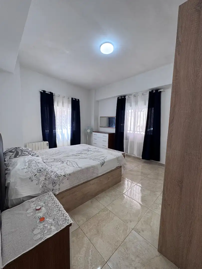 Habitación de Piso en venta en Castellón de la Plana / Castelló de la Plana con Aire acondicionado, Calefacción y Amueblado