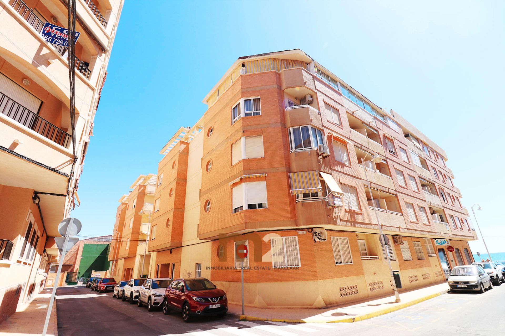 Exterior view of Apartment for sale in Guardamar del Segura  with Air Conditioner, Terrace and Storage room