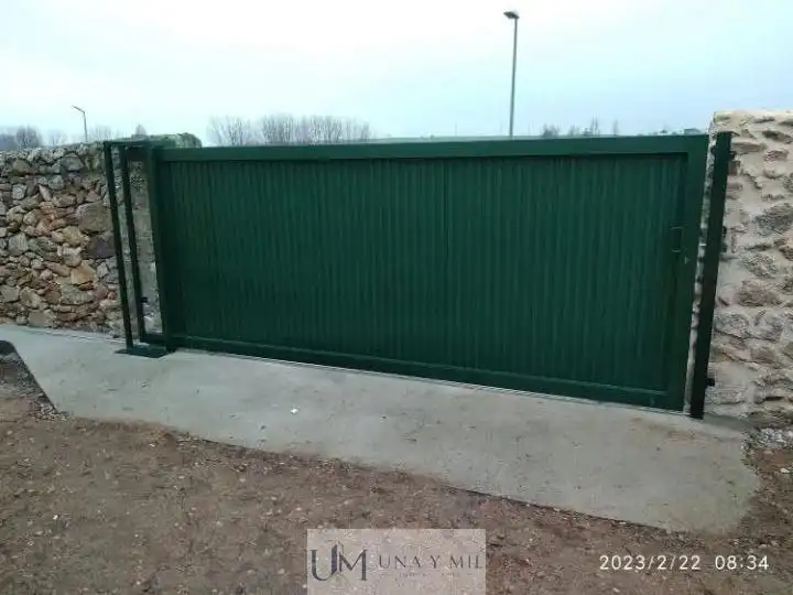 Exterior view of Houses for sale in Morille, Salamanca