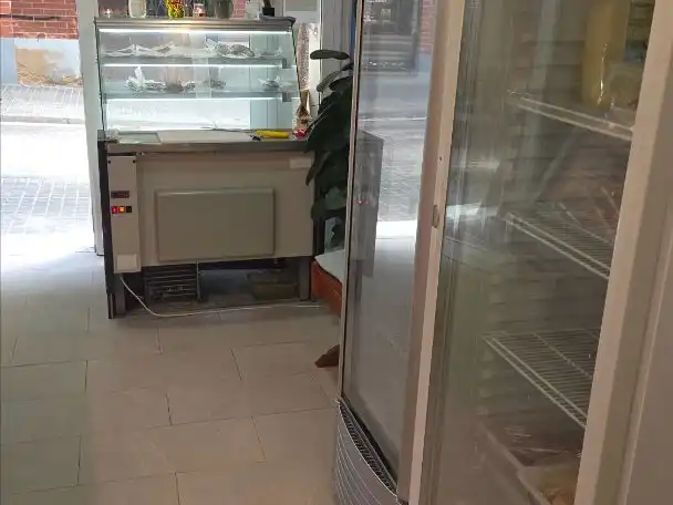 Business premises for transfer in Doctor Fleming 25, imagen 2
