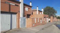 Vista exterior de Casa o xalet en venda en Erustes amb Terrassa