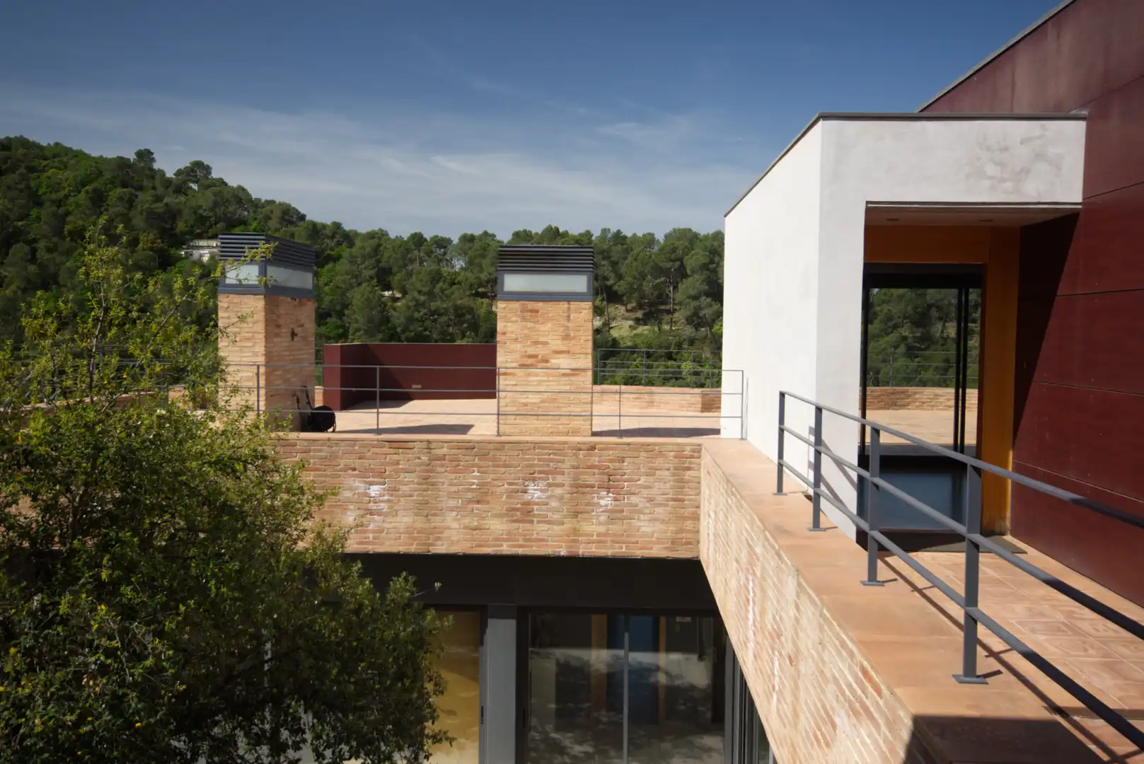 Außenansicht von Haus oder Chalet zum Verkauf in Sant Cugat del Vallès mit Klimaanlage, Heizung und Privatgarten