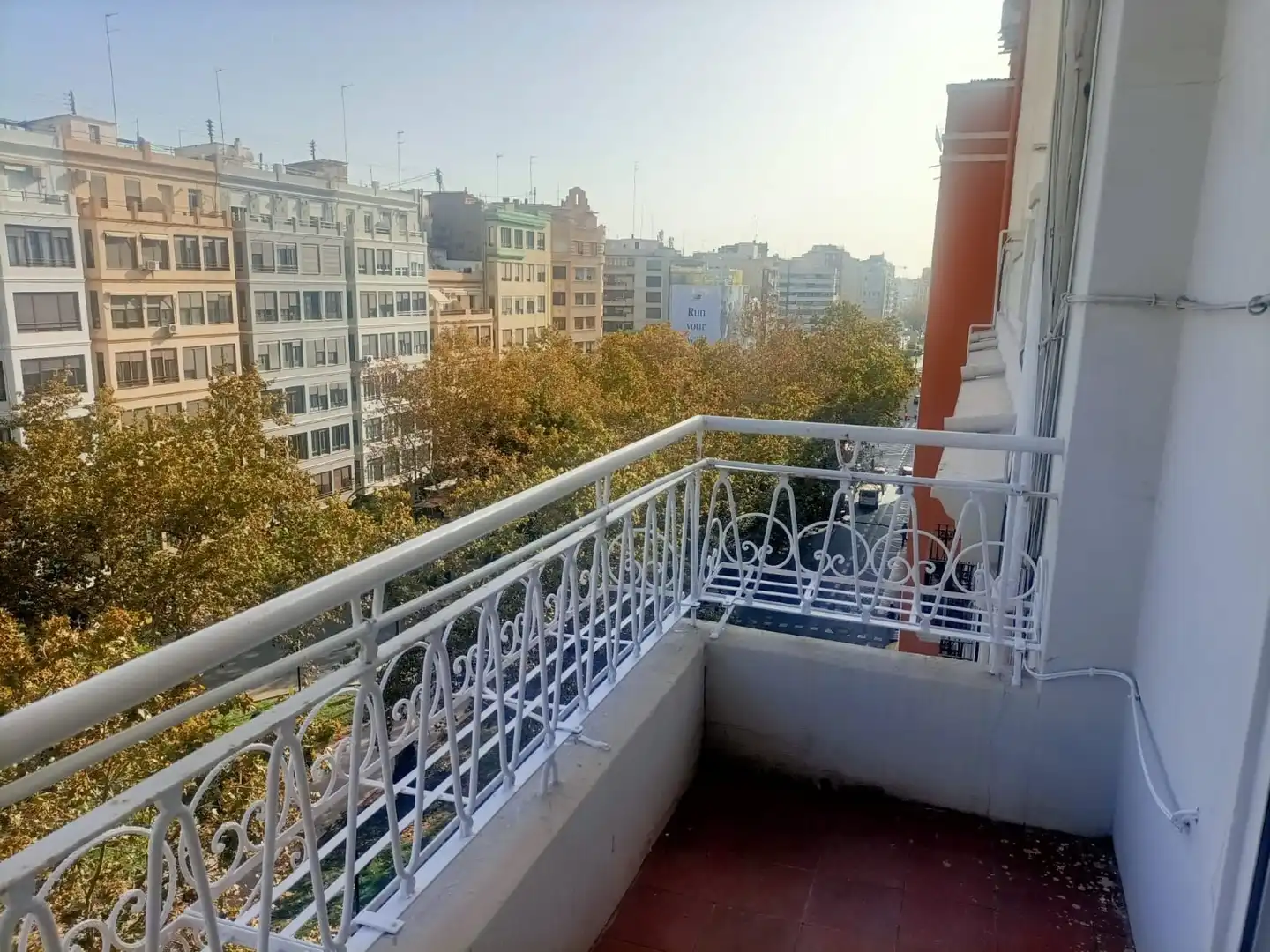 Terrassa de Oficina de lloguer en  Valencia Capital