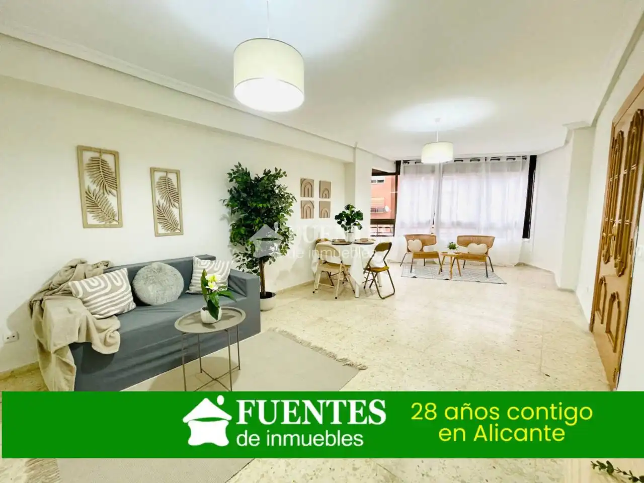 Vista exterior de Piso en venta en Alicante / Alacant con Aire acondicionado y Terraza