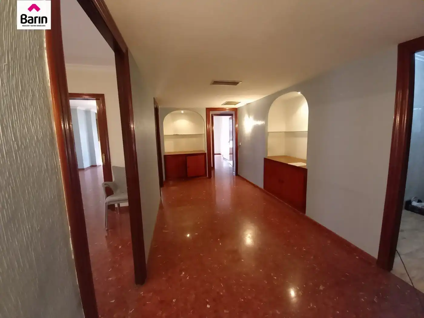 Wohnung zum Verkauf in Córdoba mit Klimaanlage, Terrasse und Abstellraum