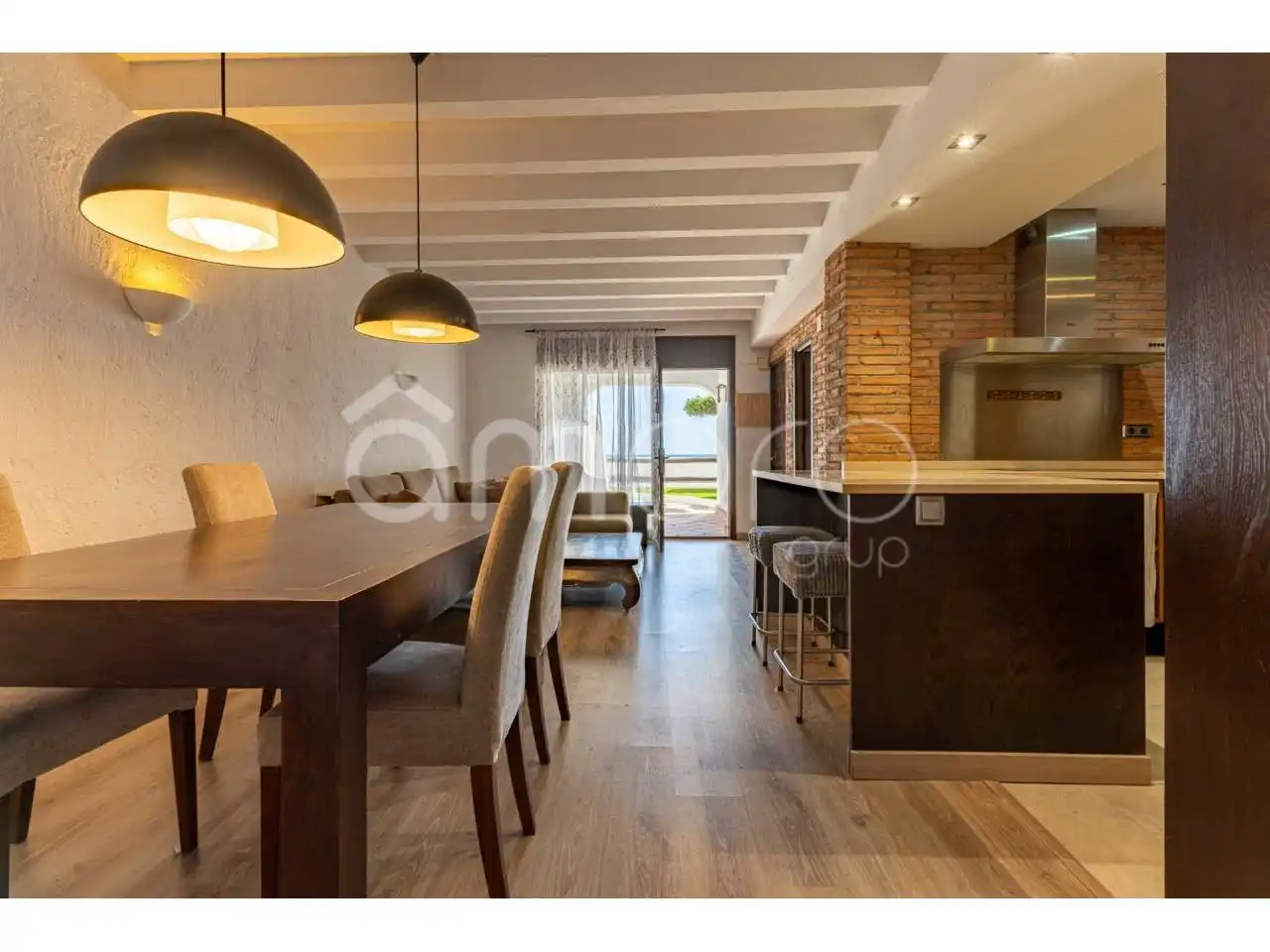 Comedor de Piso en venta en Vilanova i la Geltrú con Aire acondicionado, Parquet y Terraza