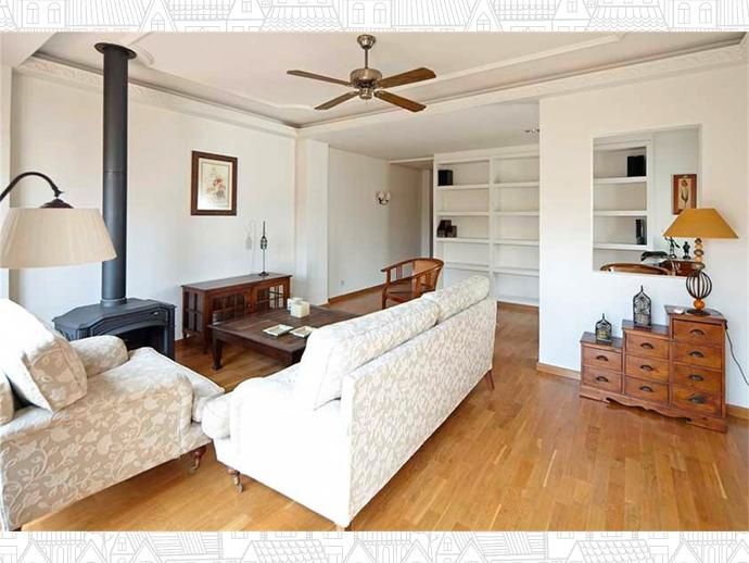Living room of Attic to rent in Elche / Elx  with Air Conditioner, Terrace and Furnished