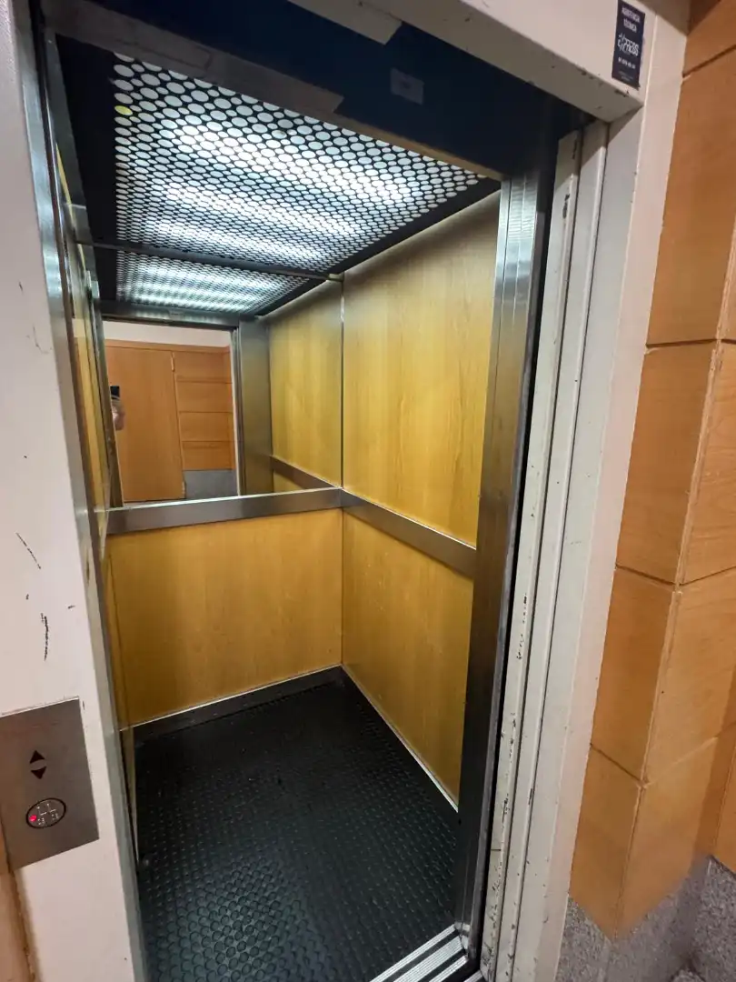 Piso en venta en Madrid con Calefacción, Jardín privado y Parquet