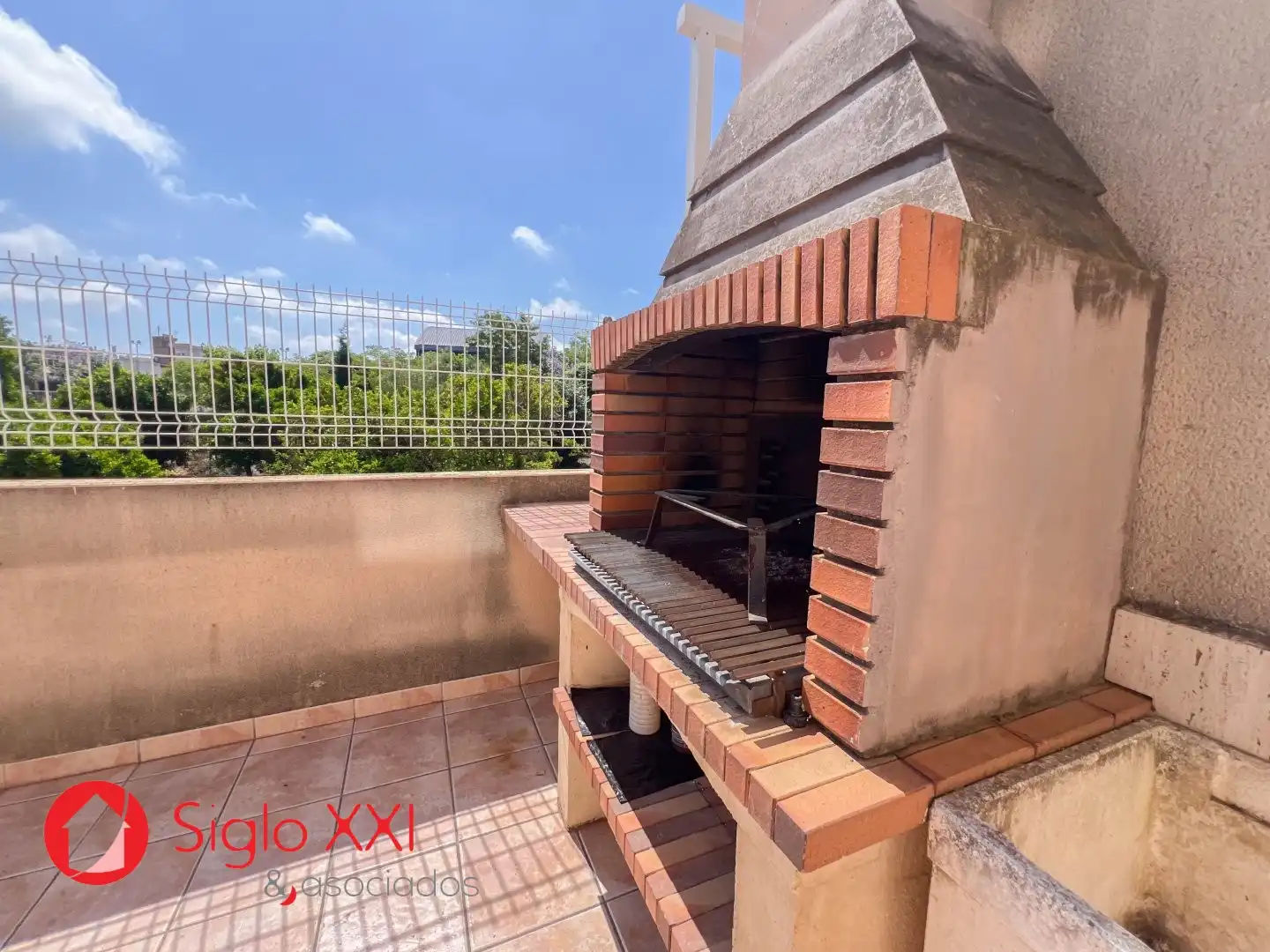 Terrasse von Einfamilien-Reihenhaus zur Miete in Almazora / Almassora mit Klimaanlage, Heizung und Terrasse