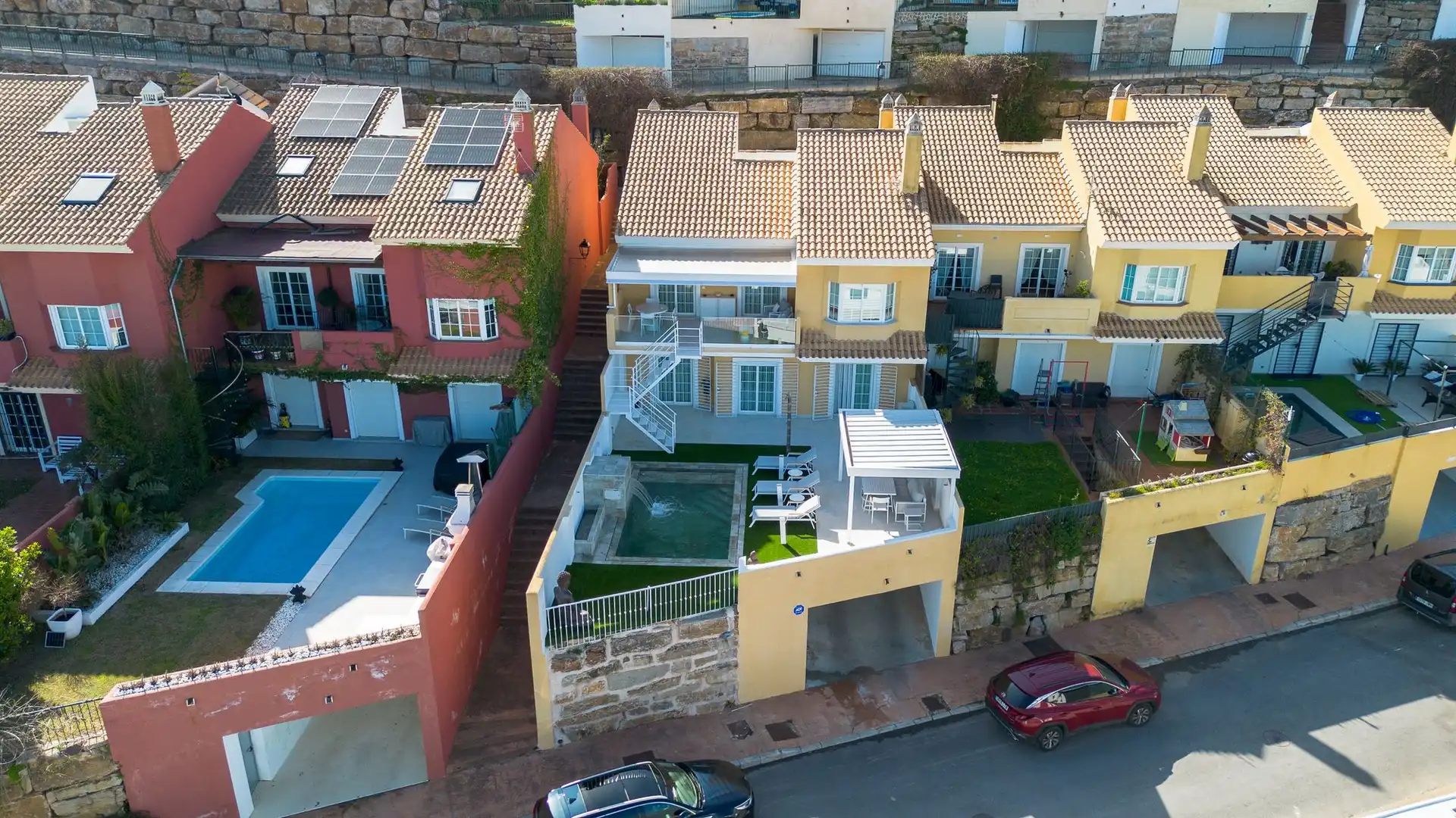 Casa adosada en venta en La Mairena