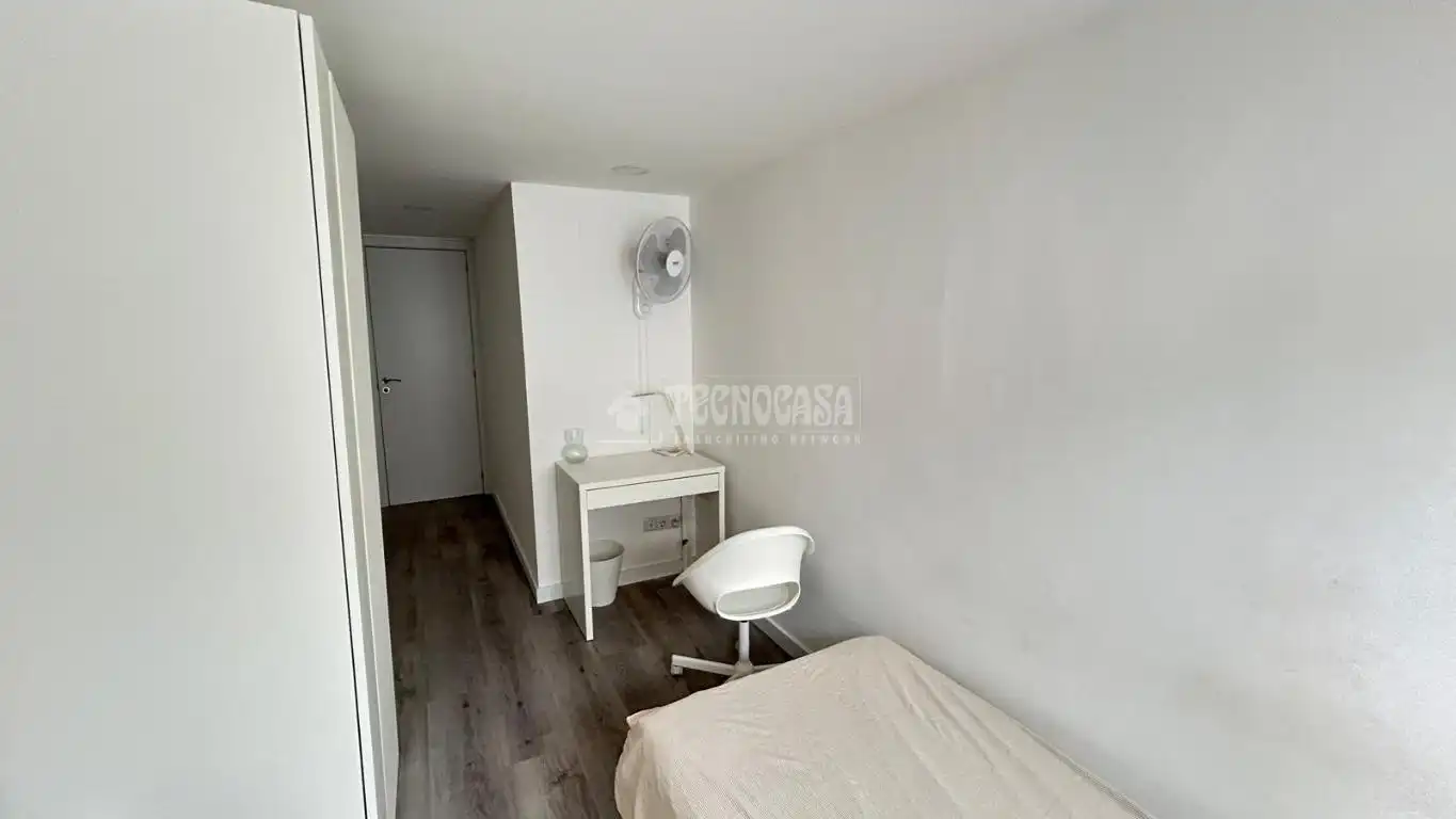 Habitación de Piso en venta en Barcelona