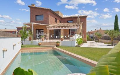 Exterior view of House or chalet for sale in Vall-llobrega  with Air Conditioner and Swimming Pool