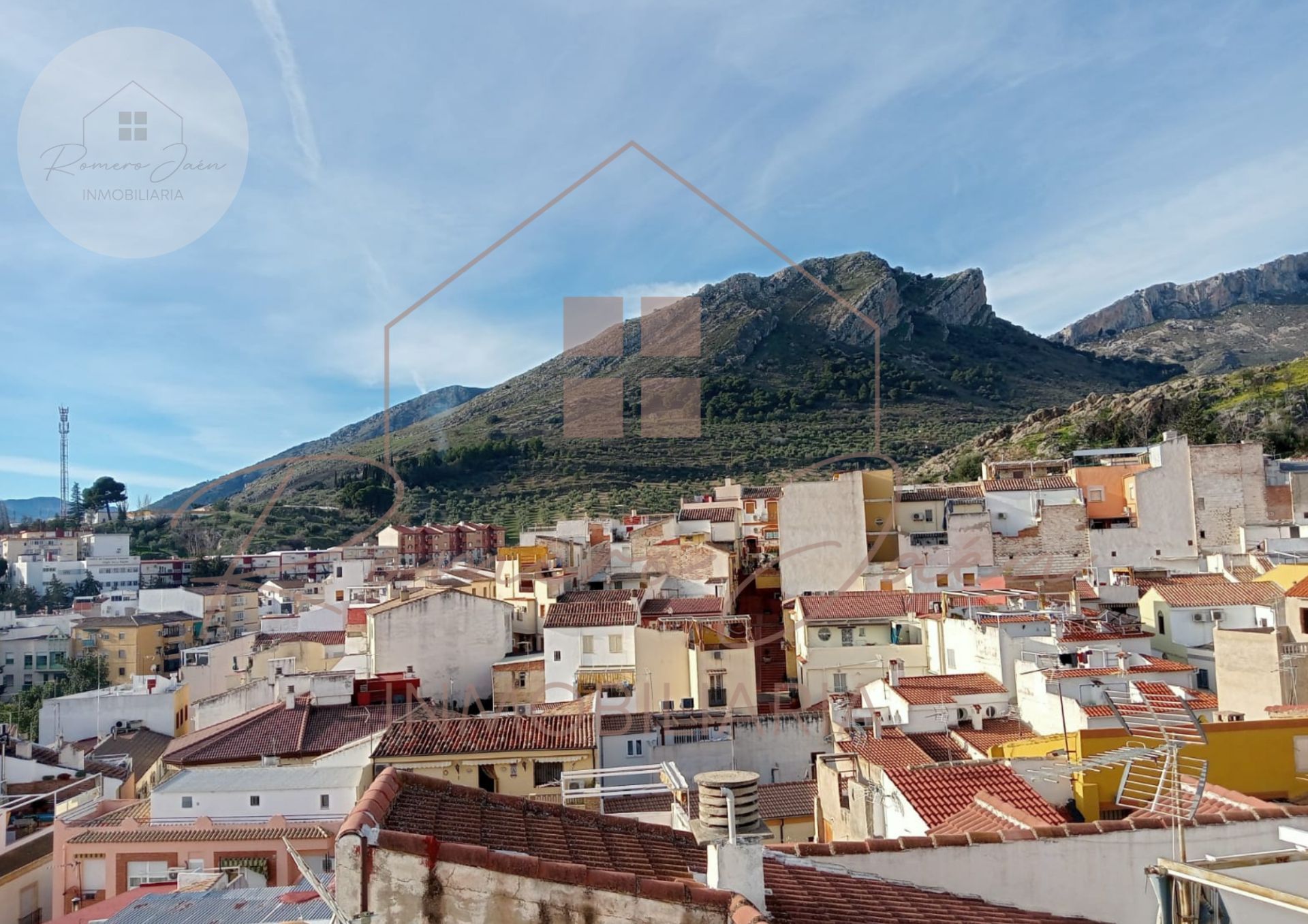 Vista exterior de Casa o xalet en venda en  Jaén Capital amb Aire condicionat, Calefacció i Traster