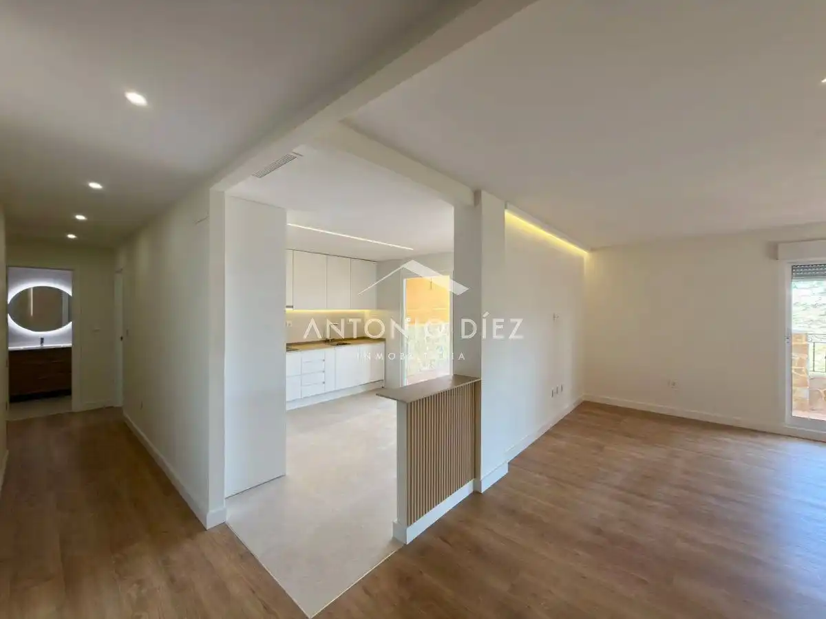 Sala d'estar de Àtic en venda en Aspe amb Aire condicionat, Terrassa i Traster
