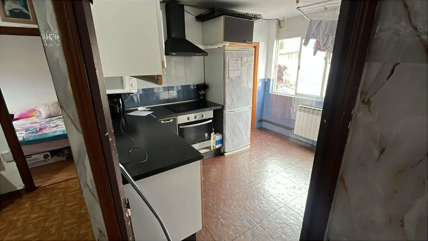 Cuina de Pis en venda en Bilbao  amb Calefacció