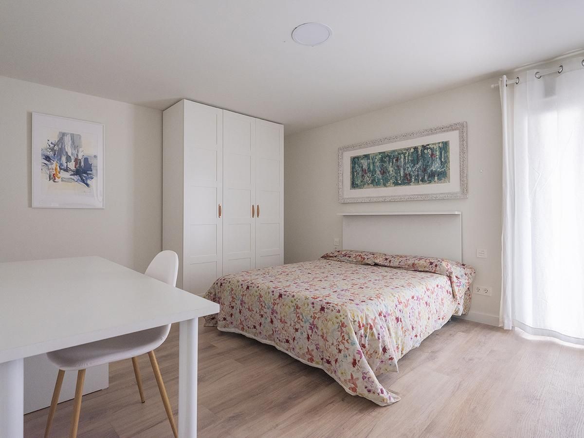 Bedroom of Flat for sale in  Zaragoza Capital  with Air Conditioner, Heating and Terrace