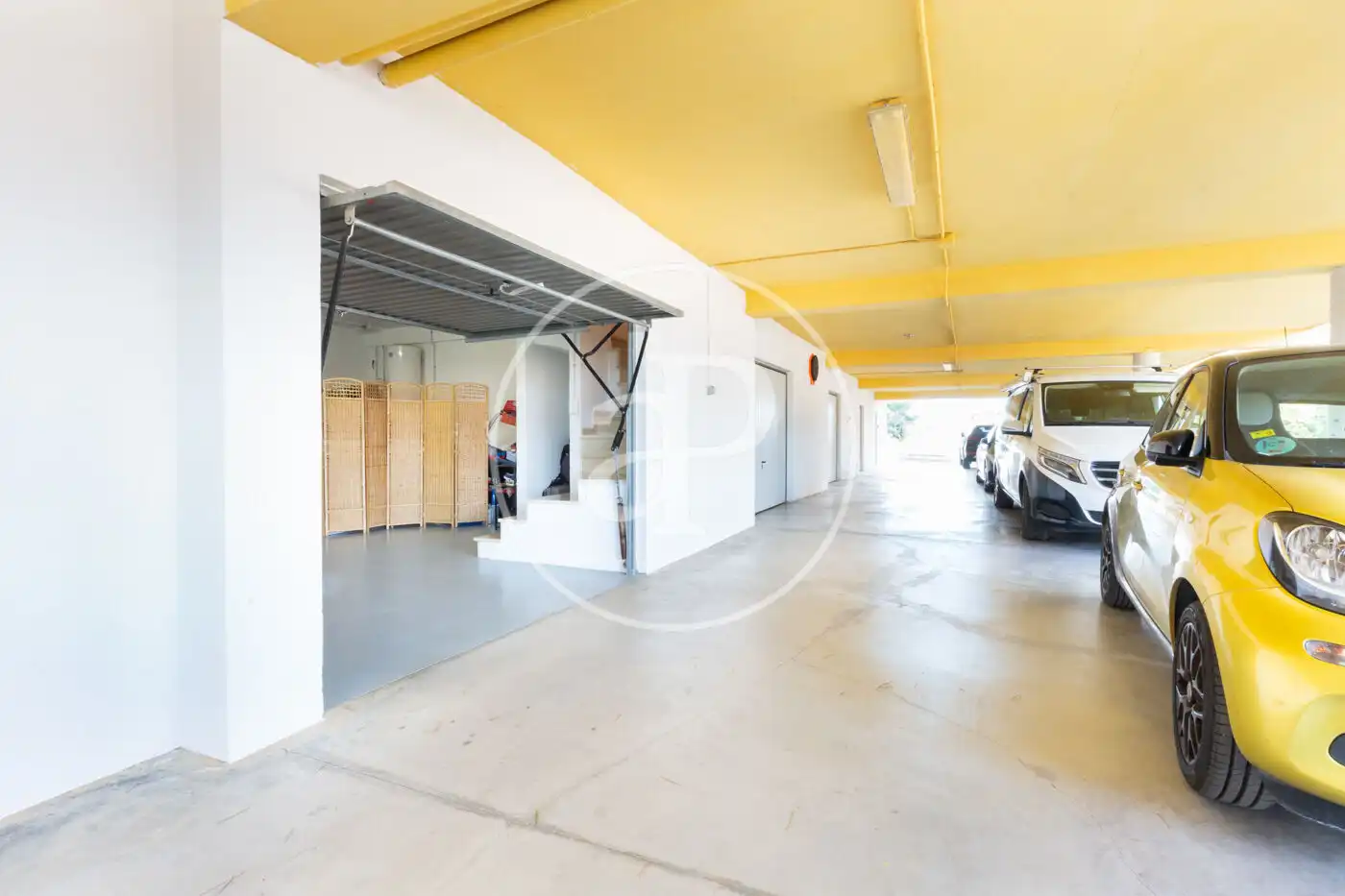 Parking de Casa adosada en venta en Chiva con Aire acondicionado, Calefacción y Jardín privado