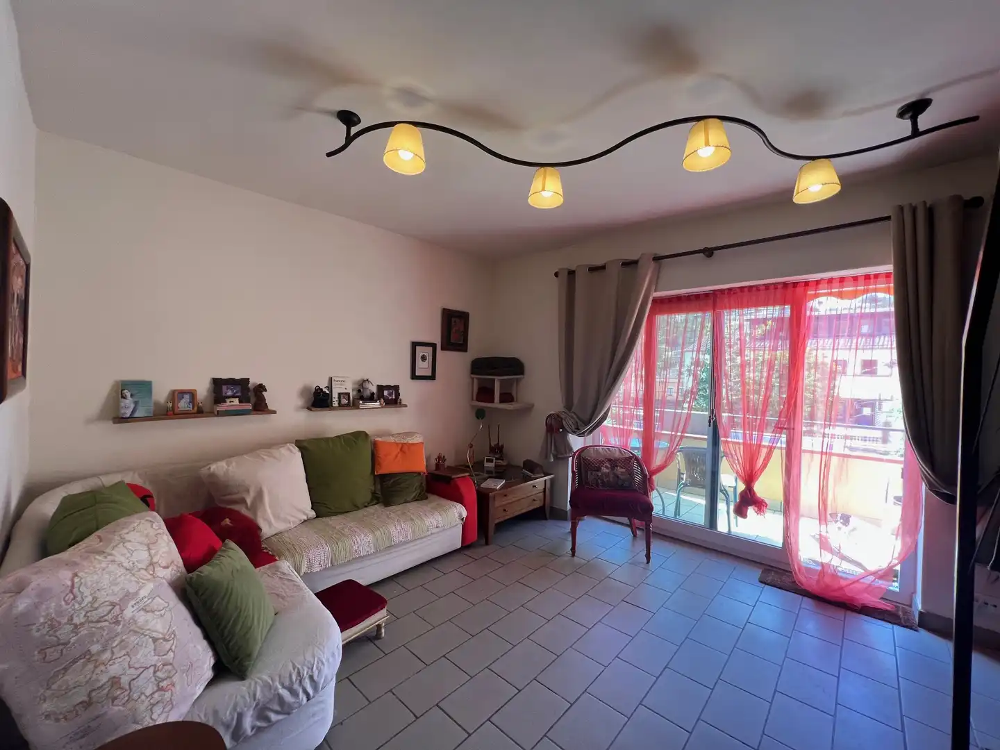 Living room of Duplexes for sale in Begur  with Air Conditioner, Furnished and Oven