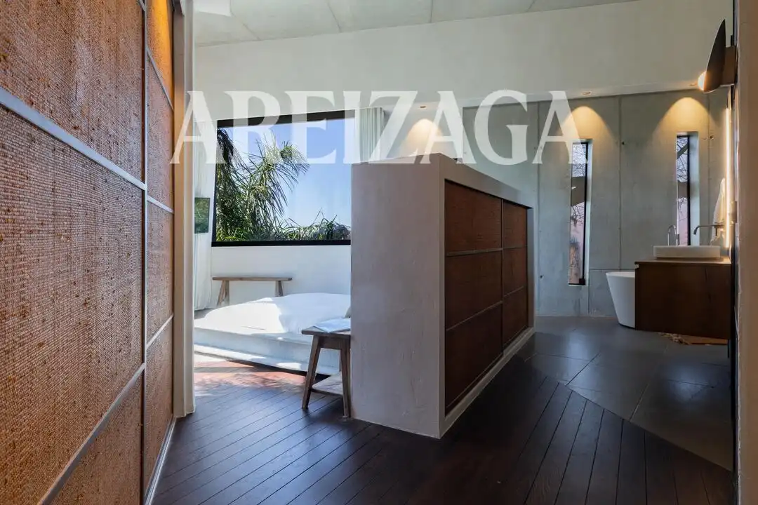 Habitación de Casa o chalet en venta en Donostia - San Sebastián  con Aire acondicionado, Calefacción y Jardín privado