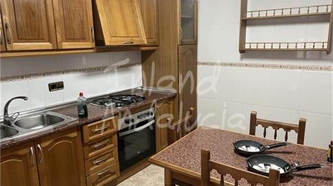 Foto 3 de Apartament en venda a Castillo de Locubín, Jaén