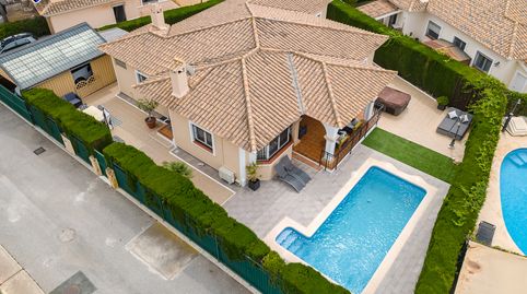 Foto 2 de Casa o xalet en venda a Carrer del Vespre, 11, Bonalba - Cotoveta, Mutxamel