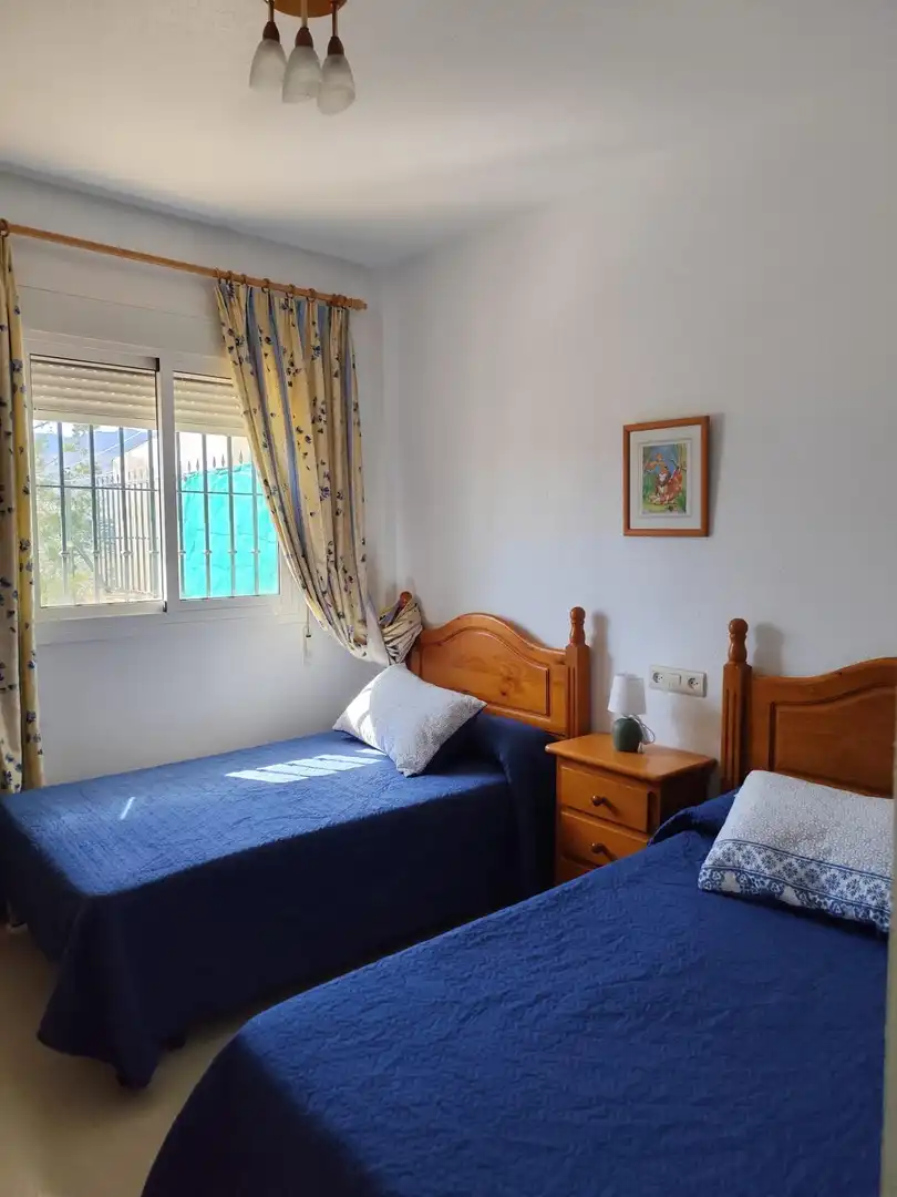 Planta baja de alquiler en San Juan de los Terreros