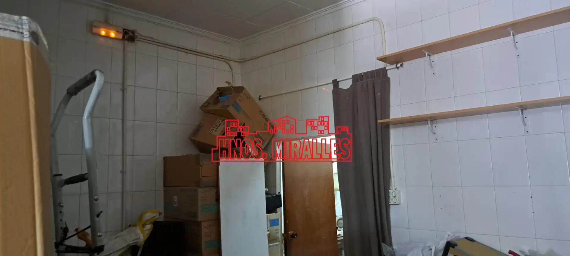 Local en venta en Camí dels Magros - Casablanca
