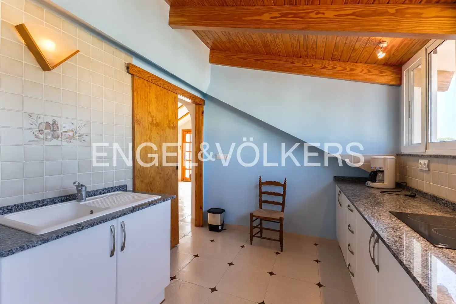 Cuina de Casa o xalet en venda en Sagunto / Sagunt amb Aire condicionat, Calefacció i Jardí privat