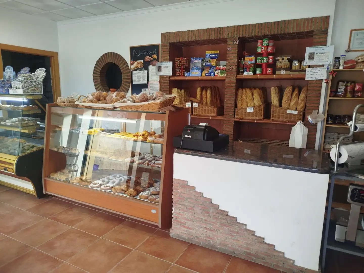 Local en venda en Guardamar de la Safor amb Terrassa