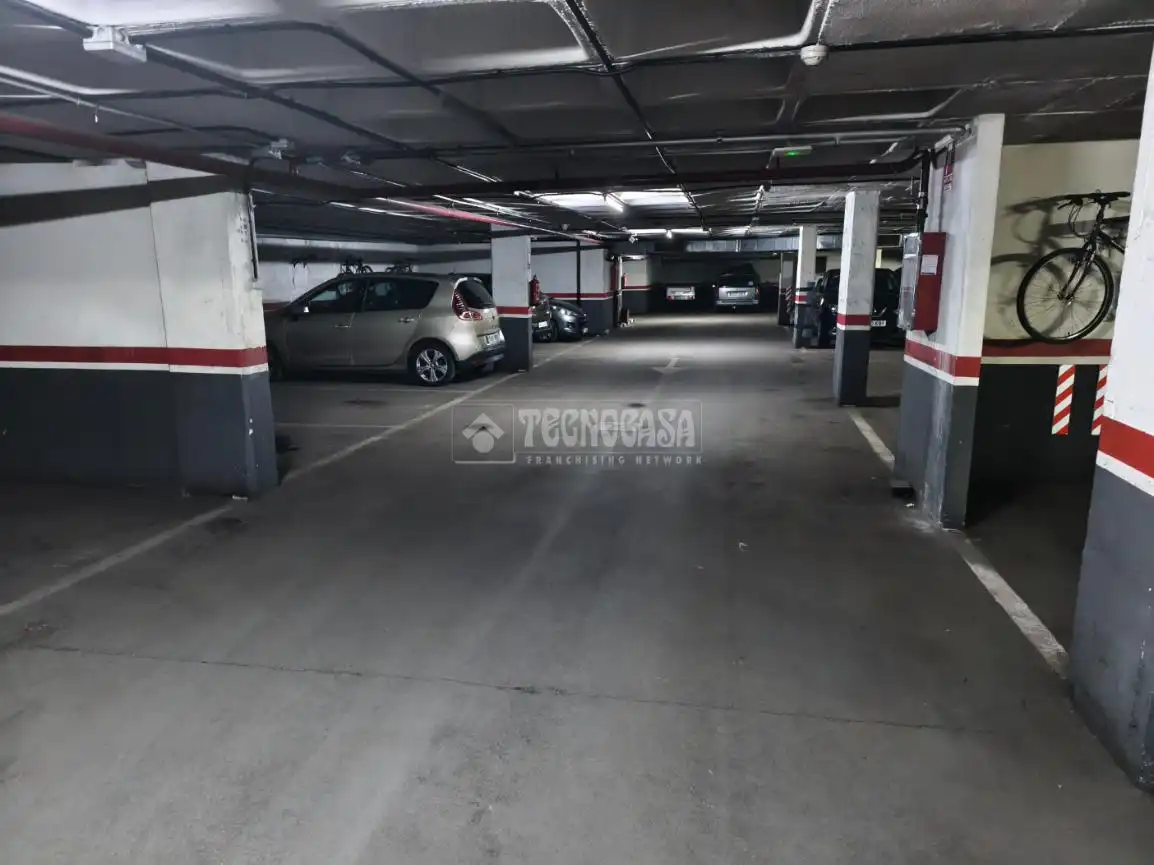 Parking de Piso en venta en Alcorcón con Terraza