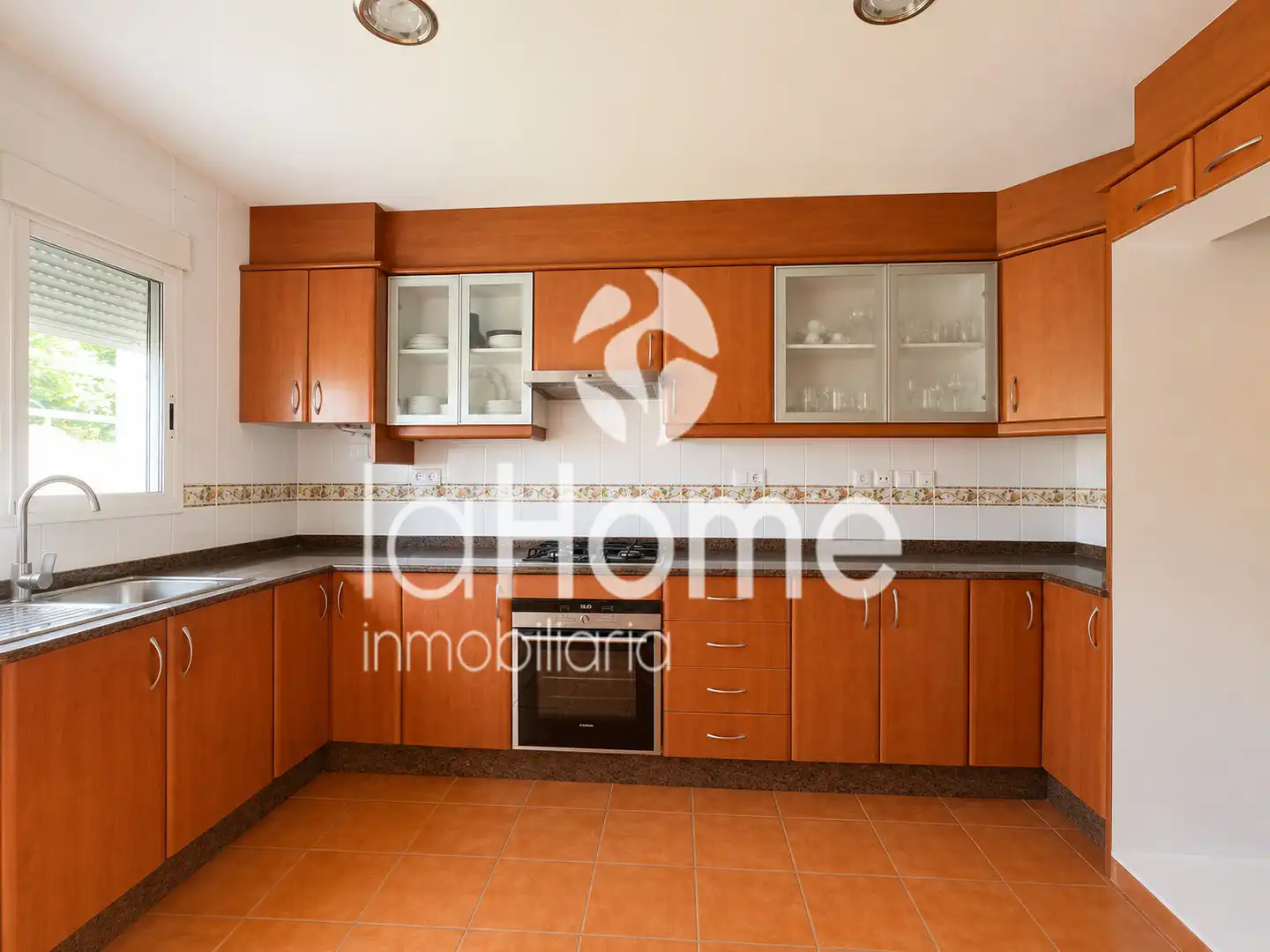 Kitchen of Detached homes for rent in La Pobla de Vallbona  with Air Conditioner, Heating and Private garden