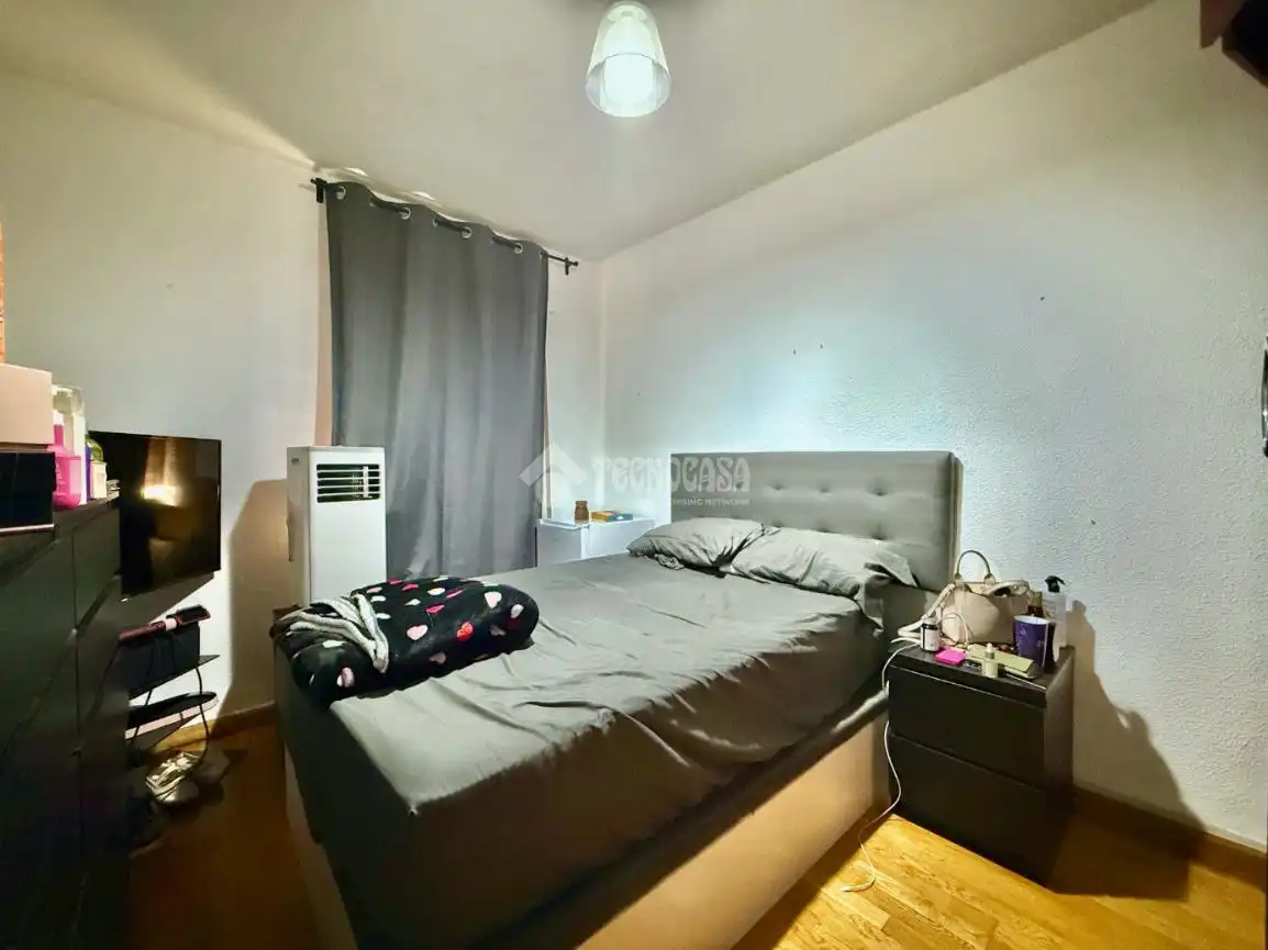 Schlafzimmer von Wohnung zum Verkauf in Alcalá de Henares mit Klimaanlage und Heizung