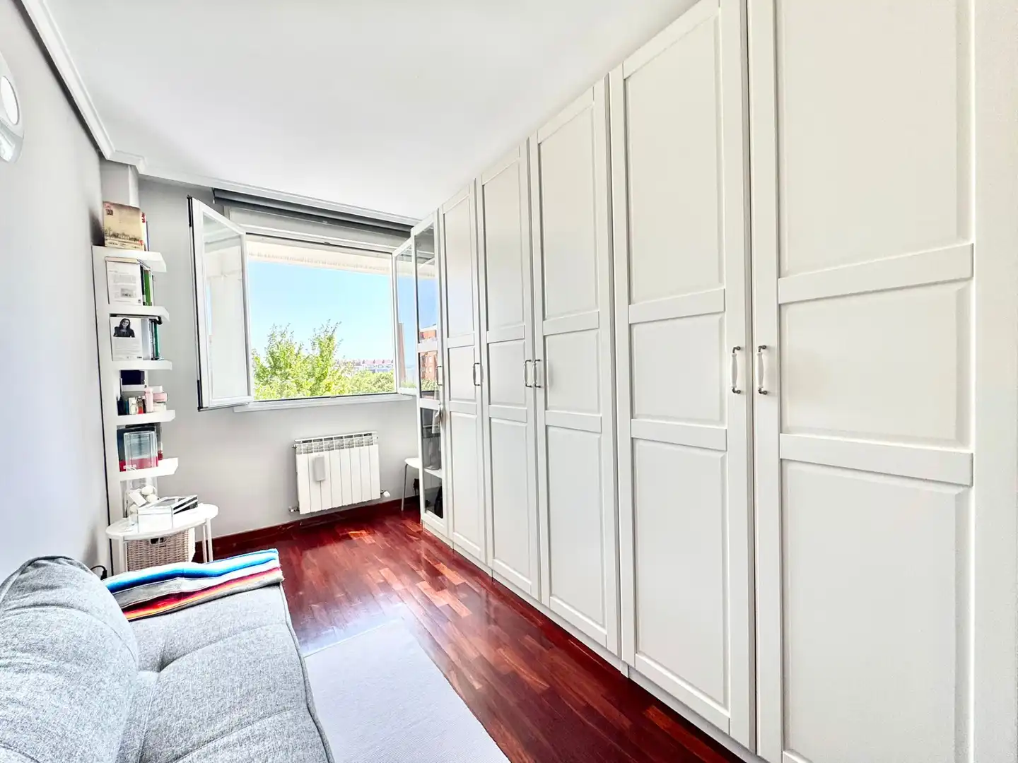 Habitación de Piso en venta en Vitoria - Gasteiz con Terraza