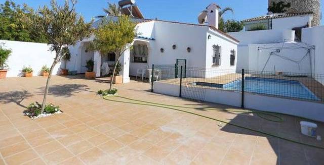 Casa-chalet en Alquiler en Calle de Sevilla, 97 en Conil