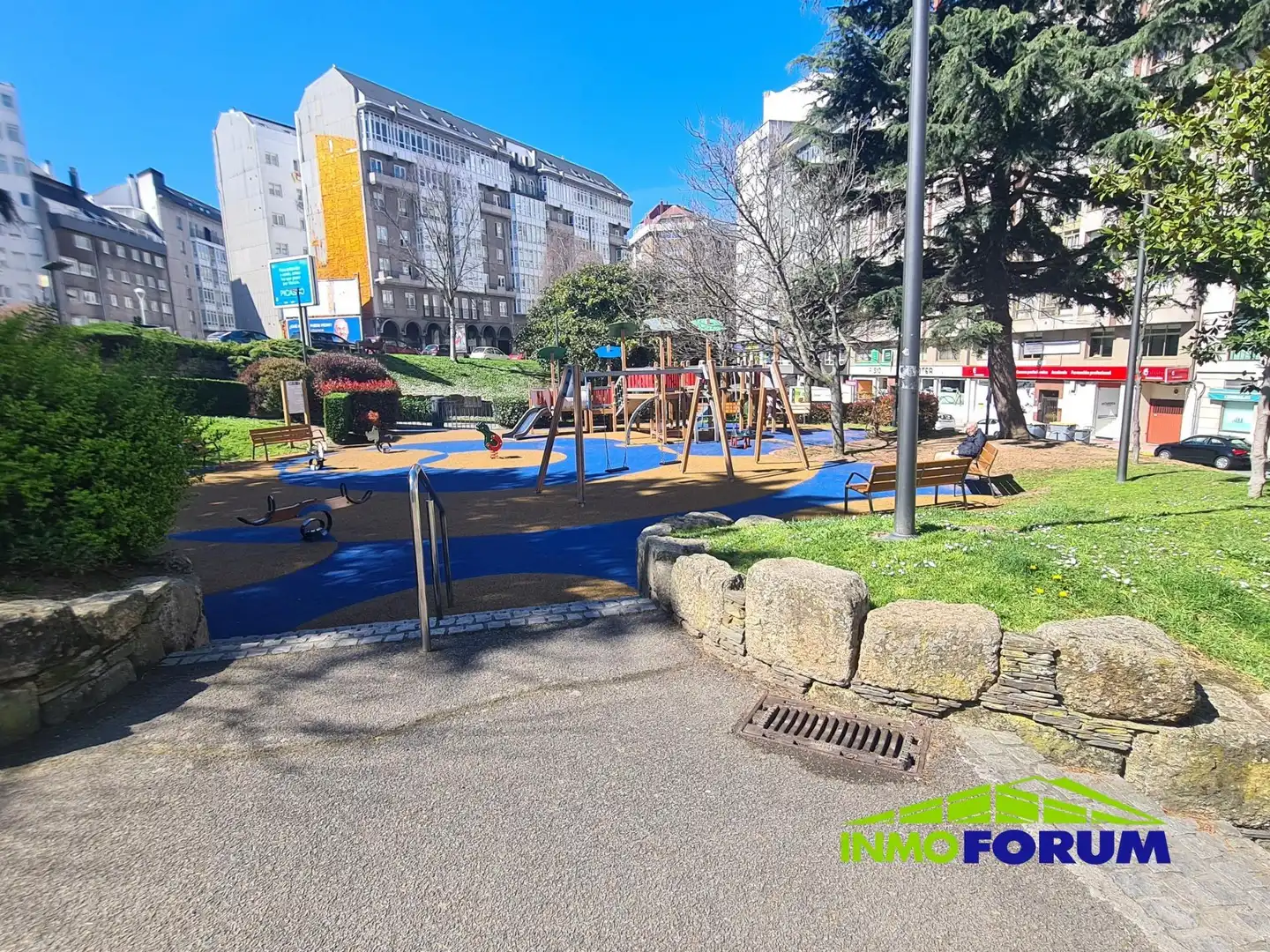 Aparcament de Pis en venda en A Coruña Capital  amb Calefacció, Traster i Alarma