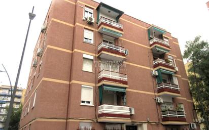 Exterior view of Flat for sale in Móstoles  with Air Conditioner, Terrace and Swimming Pool