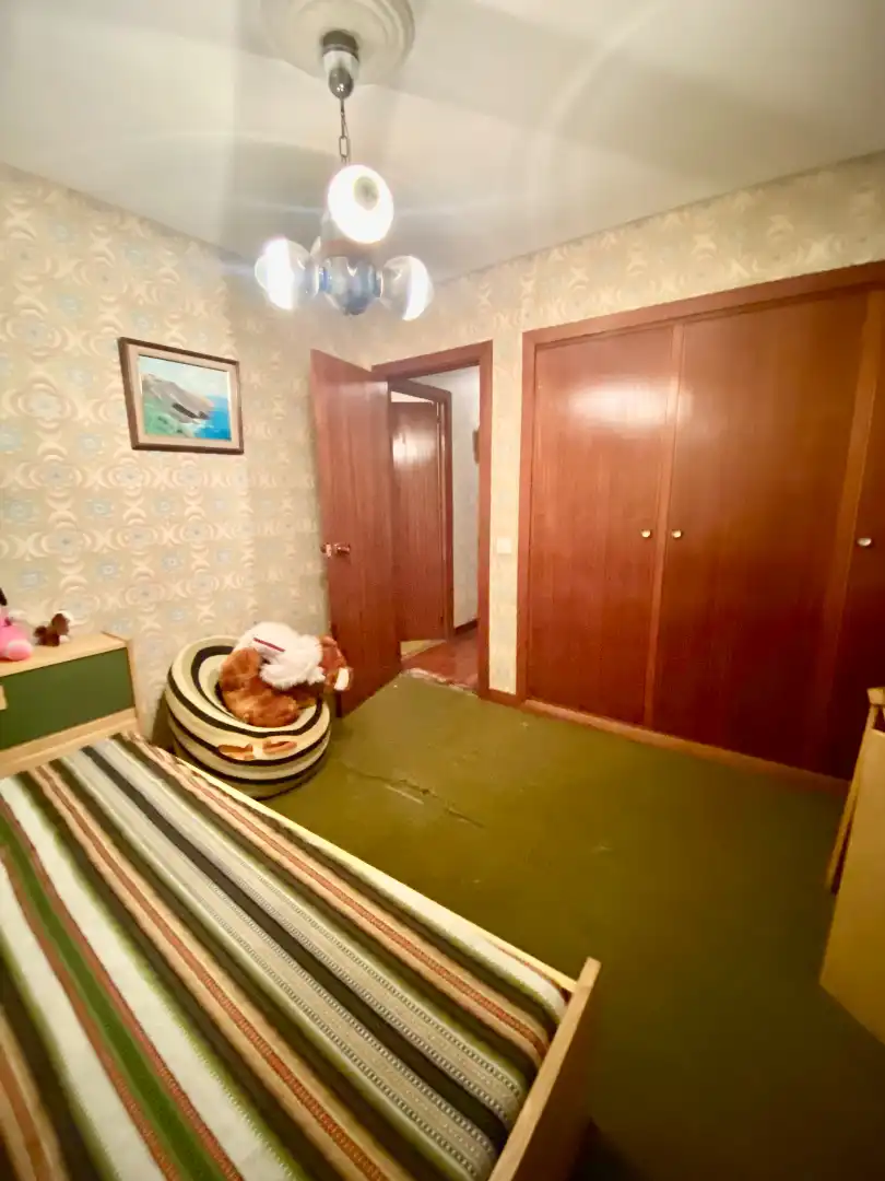 Habitación de Piso en venta en Santander con Calefacción, Terraza y Amueblado