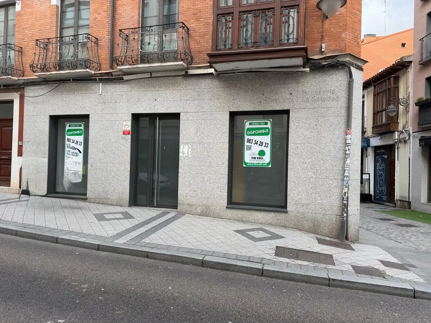 Vista exterior de Local de lloguer en Valladolid