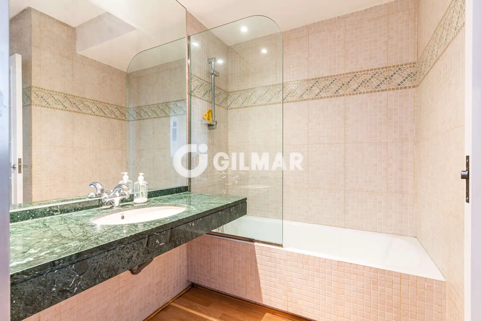 Villa con piscina in vendita a Villafranca del Castillo, imagen 25