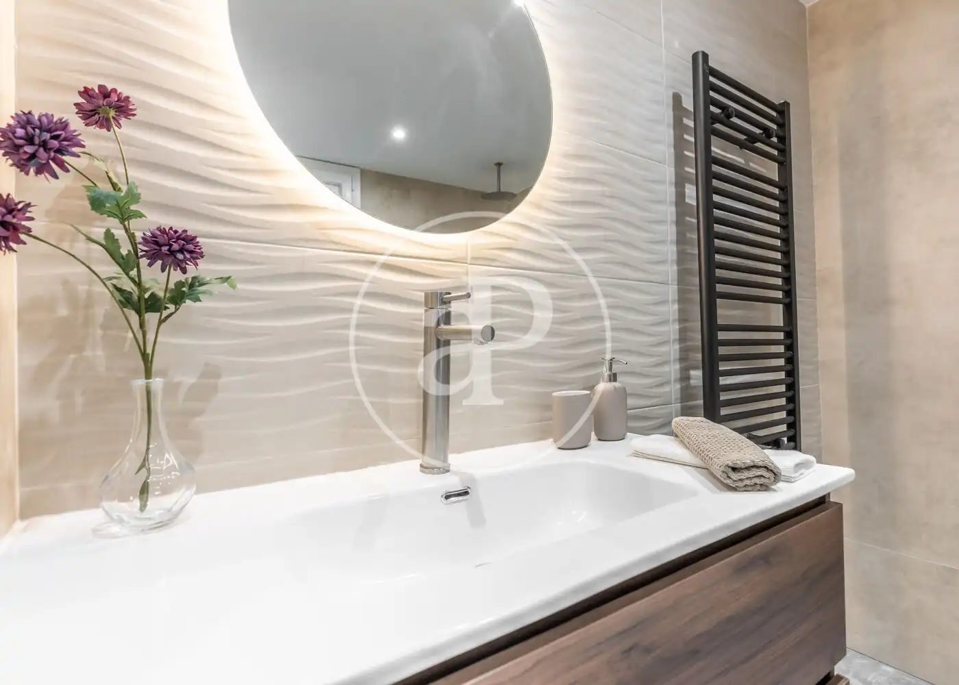 Baño de Piso en venta en Madrid con Aire acondicionado y Calefacción