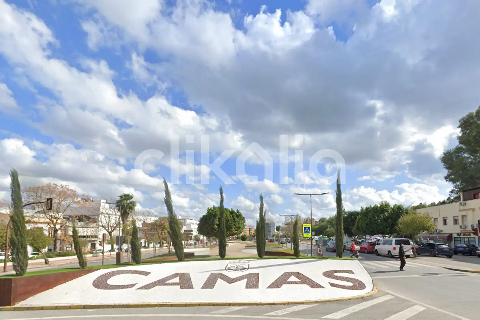 Vista exterior de Pis en venda en Camas amb Calefacció, Terrassa i Traster