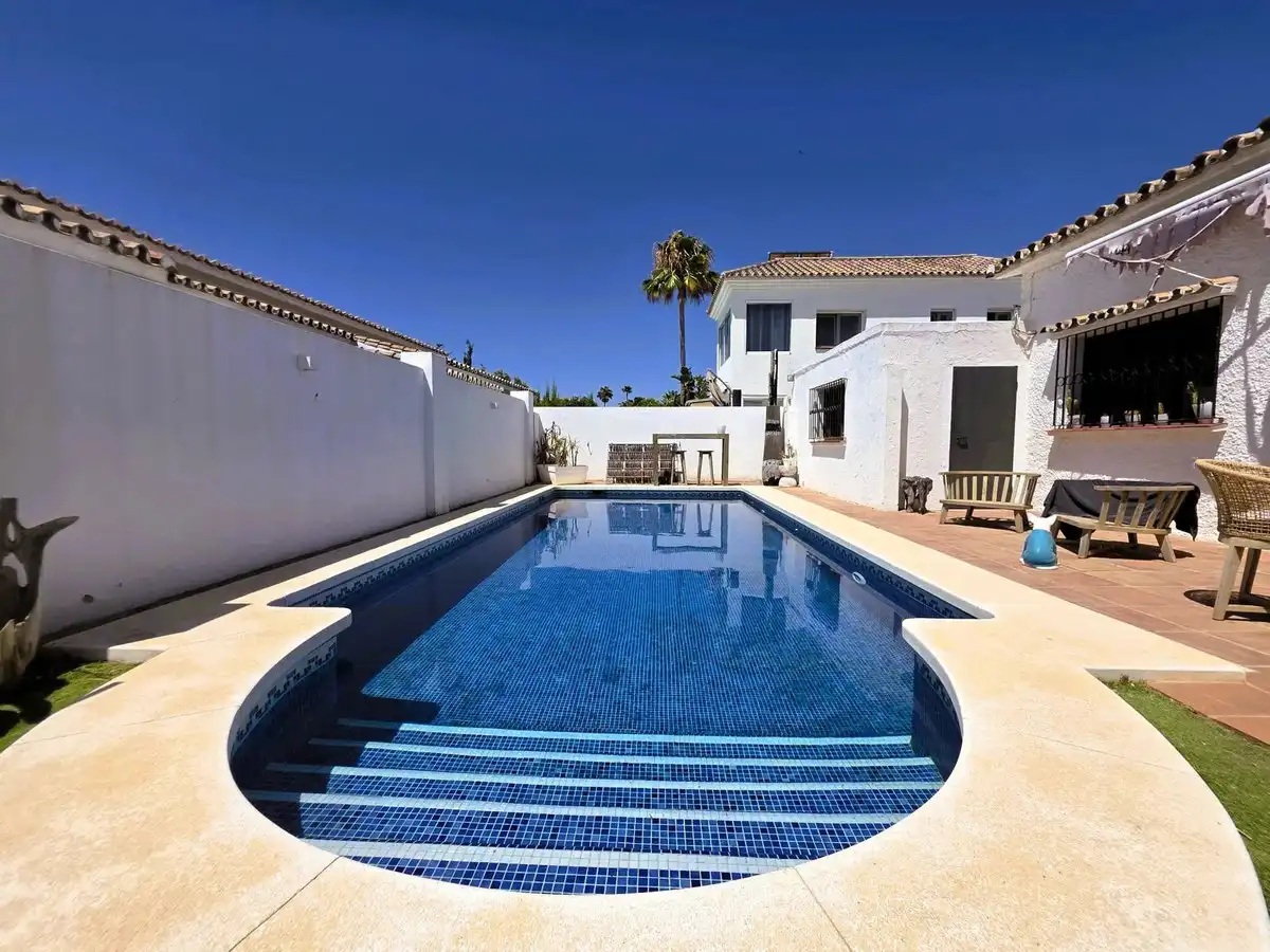 Reihenhaus zum Verkauf in Estepona Pueblo, imagen 2