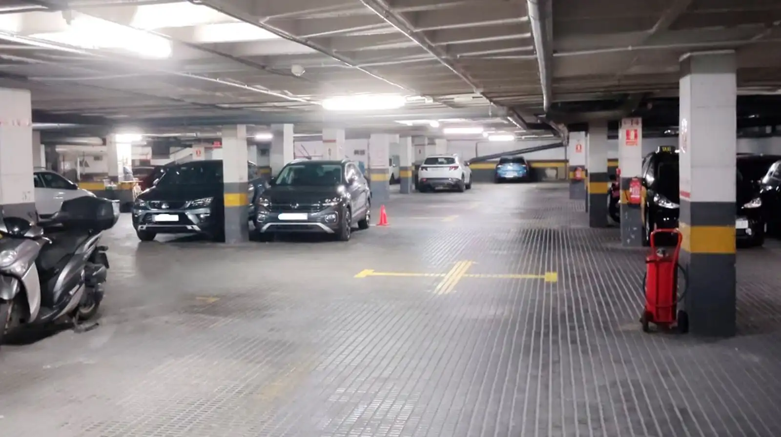 Einzelparkplatz zur Miete in CALLE ROCAFORT 116, imagen 6