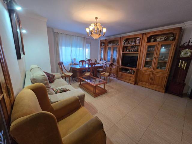 Casa-chalet en Venta en Los Almendros - El Limonero - El Tomillar