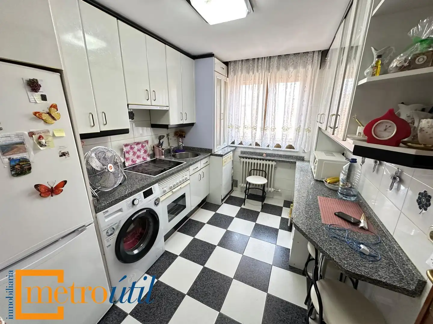 Cocina de Piso en venta en Salamanca con Calefacción, Terraza y Balcón